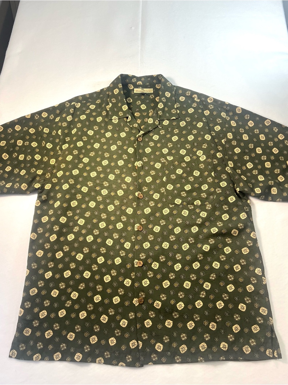 Tommy Bahamas Men’s Silk Shirt Green Large Geometric Pattern